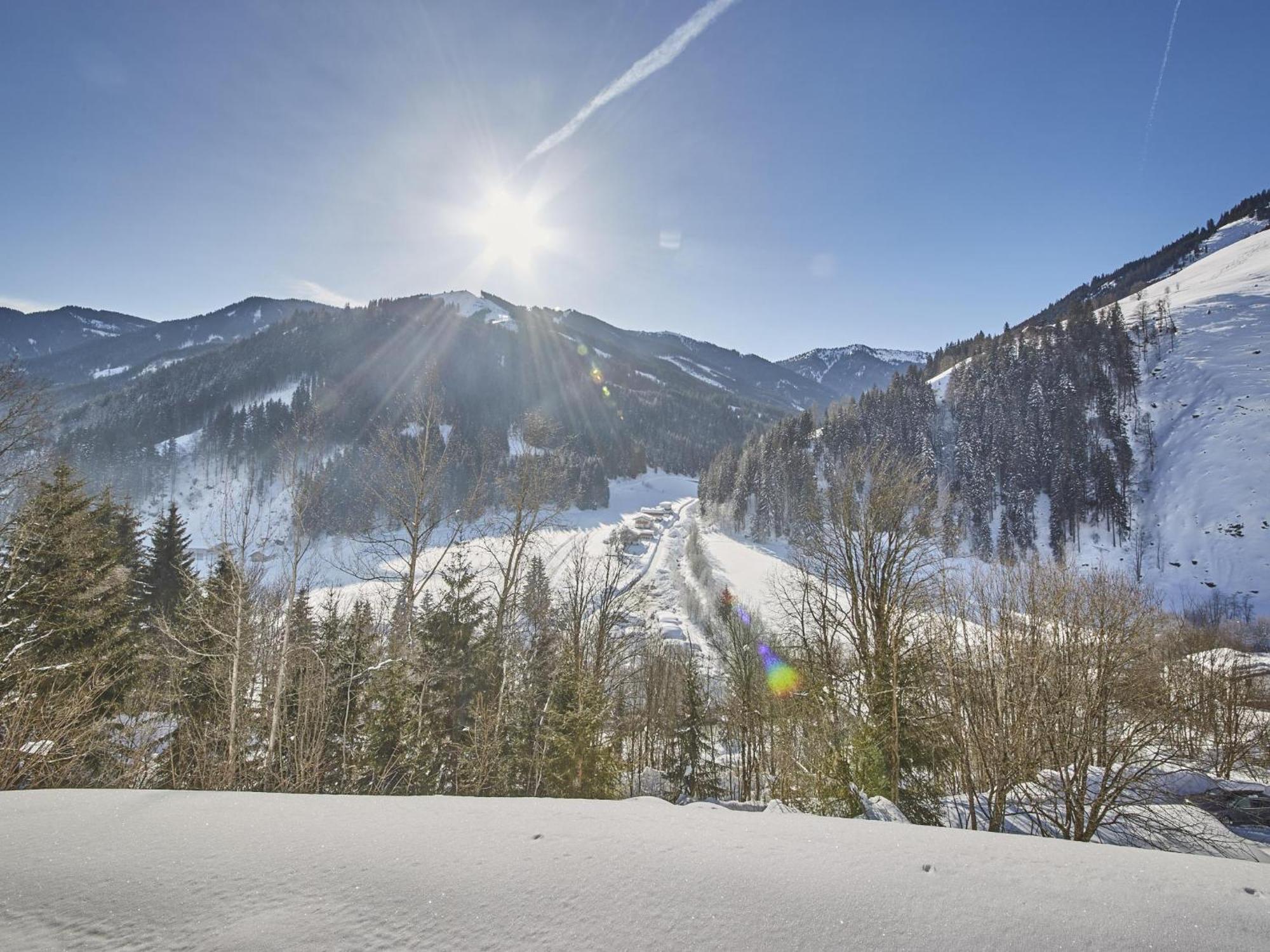 Kuenstler * Saalbach-Hinterglemm